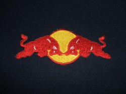 画像1: RED BULL  ロゴ ワッペン 