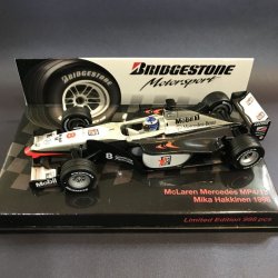 画像1: セカンドハンド品●RG別注●PMA1/43 McLAREN MERCEDES MP4/13 (M,ハッキネン)　1998 ブリジストンパッケージ