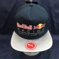 PUMA製 RED BULL ブロックスナップ フラットキャップ　