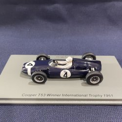 画像1: シグナス特別価格●新品正規入荷品●SPARK1/43 COOPER T53 WINNER INTERNATIONAL TROPHY 1961 (S.MOSS) #4