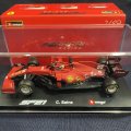 新品正規入荷品●burago1/43 FERRARI SF21 (C.サインツ）2021 #55ドライバーフィギュア付