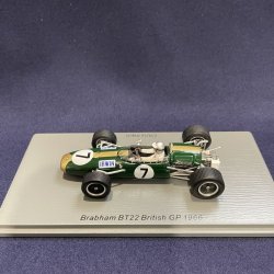 画像1: シグナス特別価格●新品正規荷品●SPARK1/43 BRABHAM BT22 BRITISH GP 1966 (C.LRWIN) #7