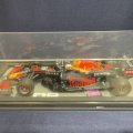 新品正規荷品●専用アクリルケース付●SPARK1/18 RED BULL HONDA RB16B WINNER ABU DHABI GP 2021 (M.フェルスタッペン） #33