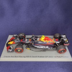 画像1: 新品正規荷品●SPARK1/43 RED BULL RB18 SAUDI ARABIAN GP 2022 1st POLE POSITION (S.ペレス）#11