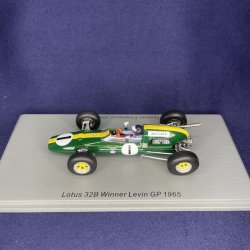 画像1: シグナス特別価格●新品正規荷品●SPARK1/43 LOTUS 32B WINNER LEVIN GP 1965 TASMAN CHAMPION (J.CLARK) #1