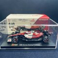 新品正規入荷品●burago1/43 ALFA ROMEO C42 2022 (V.ボッタス）#77 ※ドライバーフィギュア＆アクリルケース付