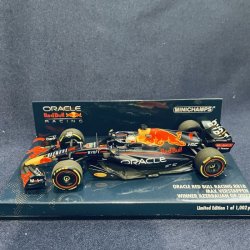 画像1: 新品正規入荷品●PMA1/43 ORACLE RED BULL RB18 WINNER AZERBAIJAN GP 2022 (M.フェルスタッペン）#1