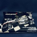 セカンドハンド品●PMA1/43 McLAREN MERCEDES MP4-20 BAHRAIN GP (P.デラロサ）2005