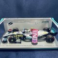 新品正規荷品●SPARK1/43 MERCEDES W13 2nd BRAZILIAN GP 2022 (L.ハミルトン）#44