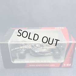 画像1: 新品正規入荷品●SPARK 1/64 ALFA ROMEO STAKE C43 LAS VEGAS GP 2023  周冠宇（ジョウ・グアンユー）#24 