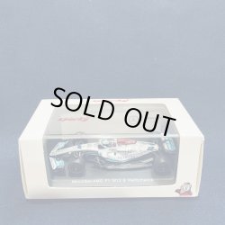 画像1: セカンドハンド品●SPARK 1/64 MERCEDES AMG W13 (G.ラッセル）#63