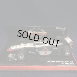 画像1: セカンドハンド品●PMA1/43 McLAREN MERCEDES MP4/13 (M.ハッキネン）#8