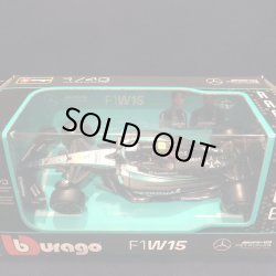 画像1: 新品正規入荷品●burago1/43 MERCEDES-AMG PETRONAS W15 (L.ハミルトン）2024 #44