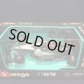 新品正規入荷品●burago1/43 MERCEDES-AMG PETRONAS W15 (G.ラッセル）2024 #63