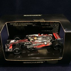 画像1: セカンドハンド品●WORLD CHAMPIONパッケージ●PMA1/43 McLAREN MERCEDES MP4-23 (L.ハミルトン）2008 #22