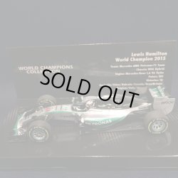 画像1: セカンドハンド品●WORLD CHAMPIONパッケージ●PMA1/43 MERCEDES-AMG PETRONAS W06  (L.ハミルトン）2015 #44