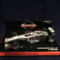 セカンドハンド品●PMA1/43 McLAREN MERCEDES MP4-17D (K.ライコネン）#6