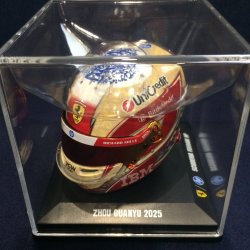 画像1: 新品正規入荷品●LOOKSMART 1/5 FERRARI F1 2025 周冠宇（ジョウ・グアンユー）ミニヘルメット