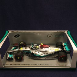 画像1: セカンドハンド品●SPARK1/43 MERCEDES-AMG PETORONAS W13 3rd BAHRAIN GP 2022 (L.ハミルトン）#44