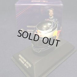 画像1: セカンドハンド品●PMA1/8 RED BULL S.ベッテル ミニチュアヘルメット SEPANG 2010