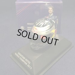 画像1: セカンドハンド品●PMA1/8 RED BULL S.ベッテル ミニチュアヘルメット WORLD CHAMPION 2012