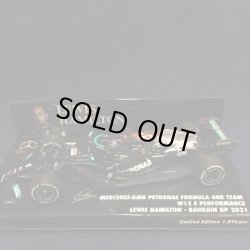 画像1: セカンドハンド品●PMA1/43 MERCEDES-AMG PETRONAS W12 BAHRAIN GP 2021 (L.ハミルトン）#44