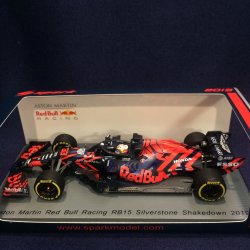 画像1: セカンドハンド品●SPARK 1/43 RED BULL HONDA RB15 SILVERSTONE SHAKEDOWN 2019 (M.フェルスタッペン）#33