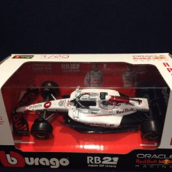 画像1: 新品正規入荷品●burago1/43 RED BULL RB21 JAPANESE GP (M.フェルスタッペン）#1