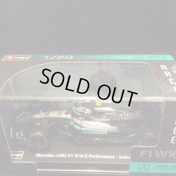 画像1: 新品正規入荷品●burago1/43 MERCEDES-AMG W16 (K.アントネッリ）#12 ※アクリルケース＆ドライバーフィギュア付