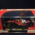 新品正規入荷品●burago1/43 FERRARI SF-25 （L.ハミルトン）#44 ※アクリルケース＆ドライバーフィギュア付