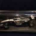 セカンドハンド品●McLARENチーム別注●純正たばこ仕様●PMA1/18 McLAREN MERCEDES　MP4-17 （K.ライコネン）#4