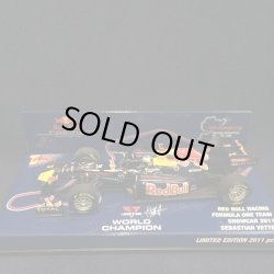画像1: セカンドハンド品●NURBURGRING別注●PMA1/43 RED BULL F1 SHOWCAR 2011 (S.ベッテル）#1