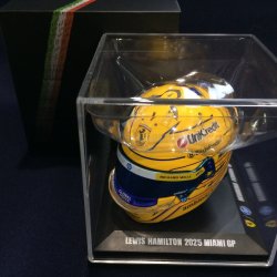 画像1: 新品正規入荷品●LOOKSMART 1/5 FERRARI F1 MIAMI GP 2025 (L.ハミルトン）ミニヘルメット