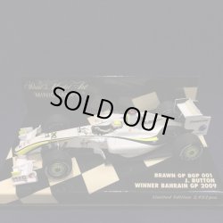 画像1: セカンドハンド品●PMA 1/43 BRAWN GP BGP 001 WINNER BAHAIN GP 2009 (J.バトン） #22