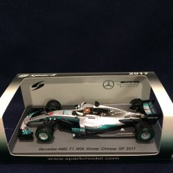 画像1: セカンドハンド品●SPARK1/43 MERCEDES-AMG W08 WINNER CHINESE GP 2017 (L.ハミルトン）#44