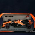 セカンドハンド品●SPARK 1/43 McLAREN HONDA MCL32 AUSTRALIAN GP 2017 (F.アロンソ）#14
