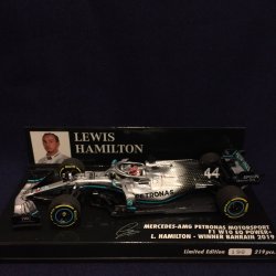 画像1: セカンドハンド品●PMA1/43 MERCEDES-AMG PETRONAS W10 WINNER BAHRAIN GP 2019 (Lハミルトン）#44