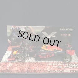 画像1: セカンドハンド品●MVショップ別注●PMA 1/43 RED BULL TAG HEUER RB12 2nd PLACE AUSTRIAN GP 2016 (M.フェルスタッペン）#33 ※スタンディングフィギュア※