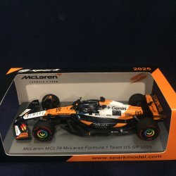 画像1: 新品正規荷品●SPARK1/43 McLAREN MCL39 US GP 2025 (O.ピアストリ）#81