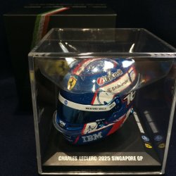 画像1: 新品正規入荷品●LOOKSMART 1/5 FERRARI SINGAPORE GP 2025 (C.ルクレール）ミニヘルメット