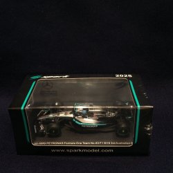 画像1: 新品正規荷品●SPARK1/64 MERCEDES-AMG PETRONAS W16 3rd AUSTRALIAN GP 2025 (G.ラッセル）#63