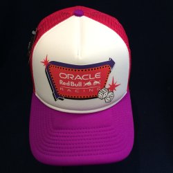 画像1: オラクル レッドブルレーシング NewEra ラスベガスGP トラッカー キャップ 2026