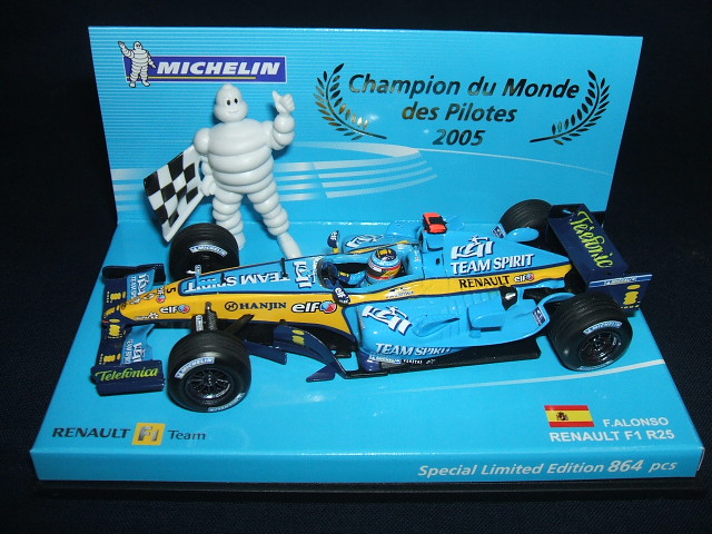 ミニチャンプス1/43 ルノーR25 F.アロンソ ミシュラン別注 2005年