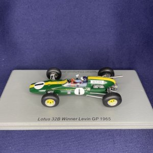 画像: シグナス特別価格●新品正規荷品●SPARK1/43 LOTUS 32B WINNER LEVIN GP 1965 TASMAN CHAMPION (J.CLARK) #1