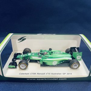 画像: セカンドハンド品●SPARK 1/43 CATERHAM CT05 AUSTRALIAN GP 2014 (小林可夢偉）#10