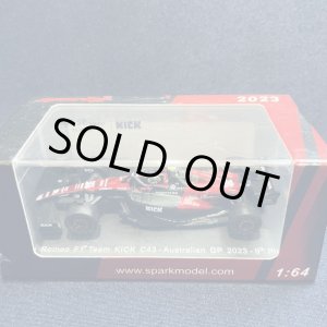 画像: 新品正規入荷品●SPARK 1/64 ALFA ROMEO C43 9th AUSTRALIAN GP 2023  周冠宇(ジョウ・グアンユー)#24