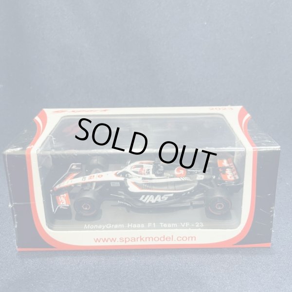 画像1: 新品正規入荷品●SPARK 1/64 HAAS F1 VF-23 (N.ヒュルケンベルグ）2023 #27
