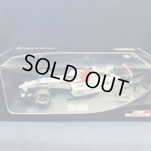 画像: セカンドハンド品●PMA 1/18 別注品 BAR HONDA SHOWCAR 2004 (佐藤琢磨）#10
