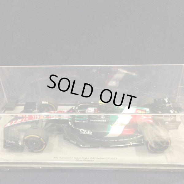 画像1: 新品正規入荷品●SPARK1/18 ALFA ROMEO STAKE C43 ITALIAN GP 2023 周冠宇（ジョウ・グアンユー）#24