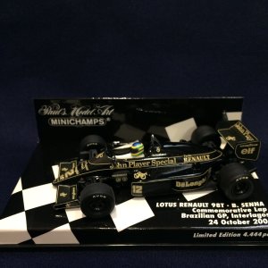 画像: セカンドハンド品●PMA1/43 LOTUS RENAULT 98T COMMEMORATIVE LAP BRAZILIAN GP 2004 (ブルーノ・セナ）#12